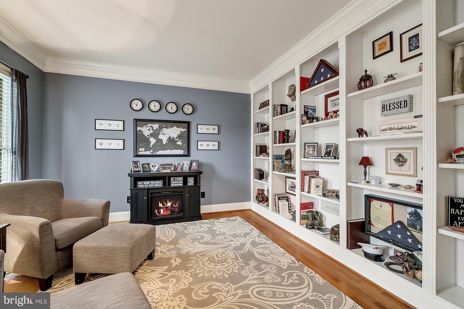 VICTORY LAKES - Residential