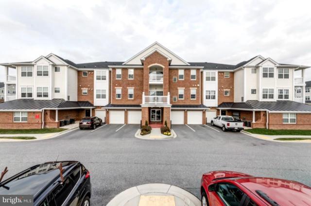 CARROLLS CREEK - Residential