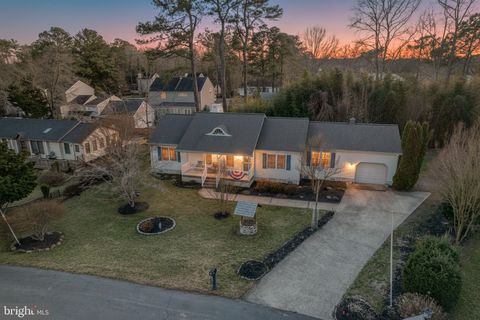 Homes For Sale - 38 Hudson Avenue<br/> OCEAN VIEW, DE 19970