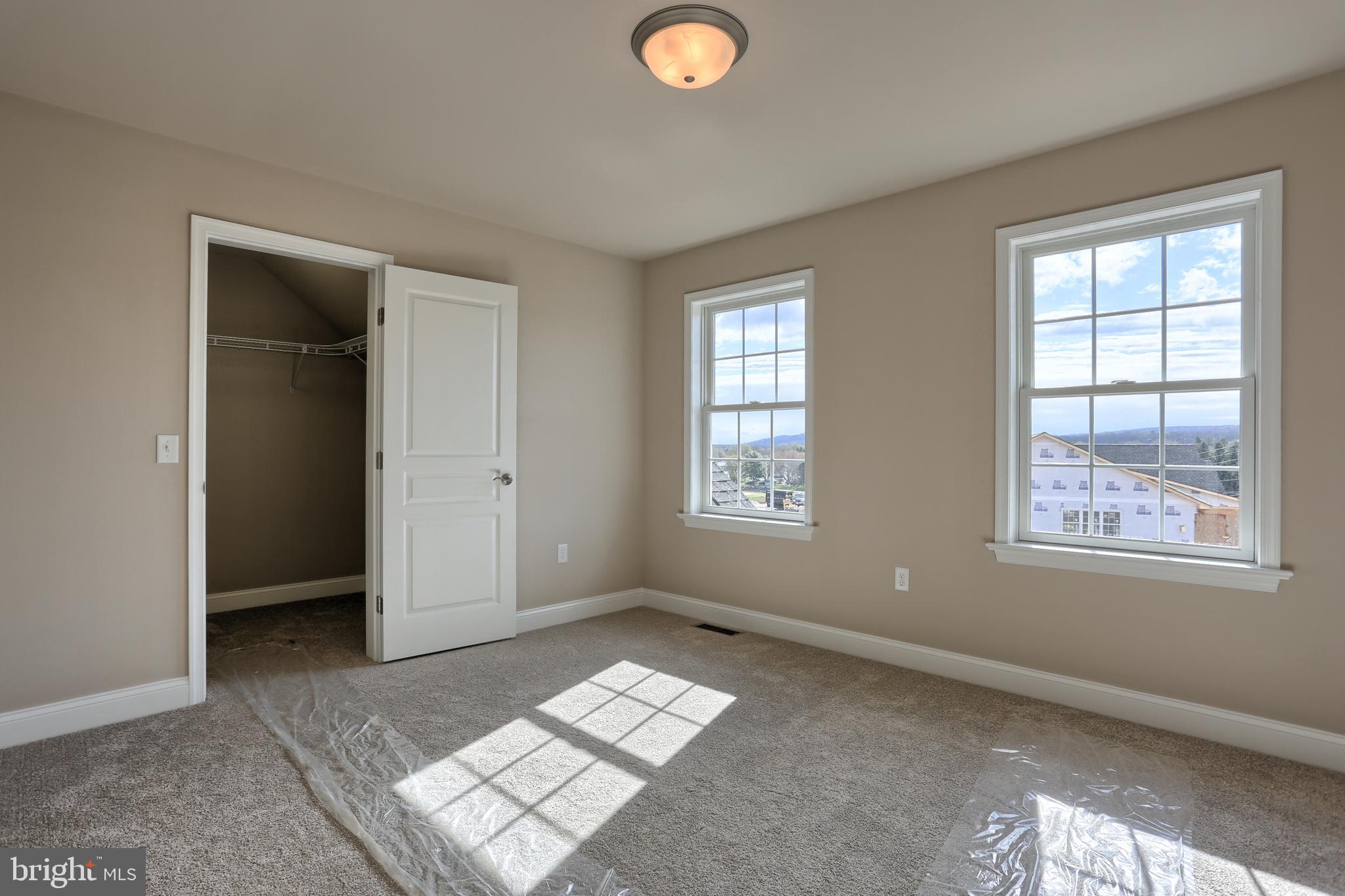 THE ESTATES AT HEARTHSIDE - Residential