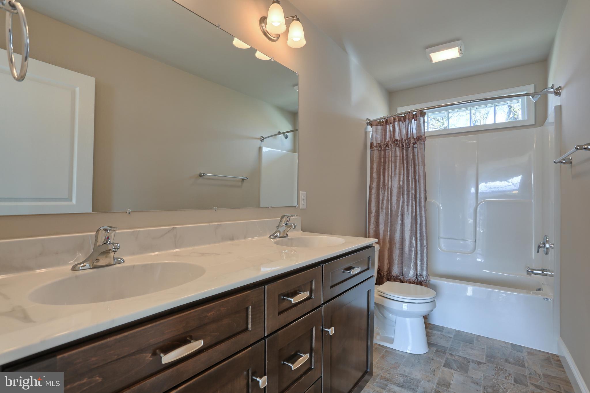 THE ESTATES AT HEARTHSIDE - Residential