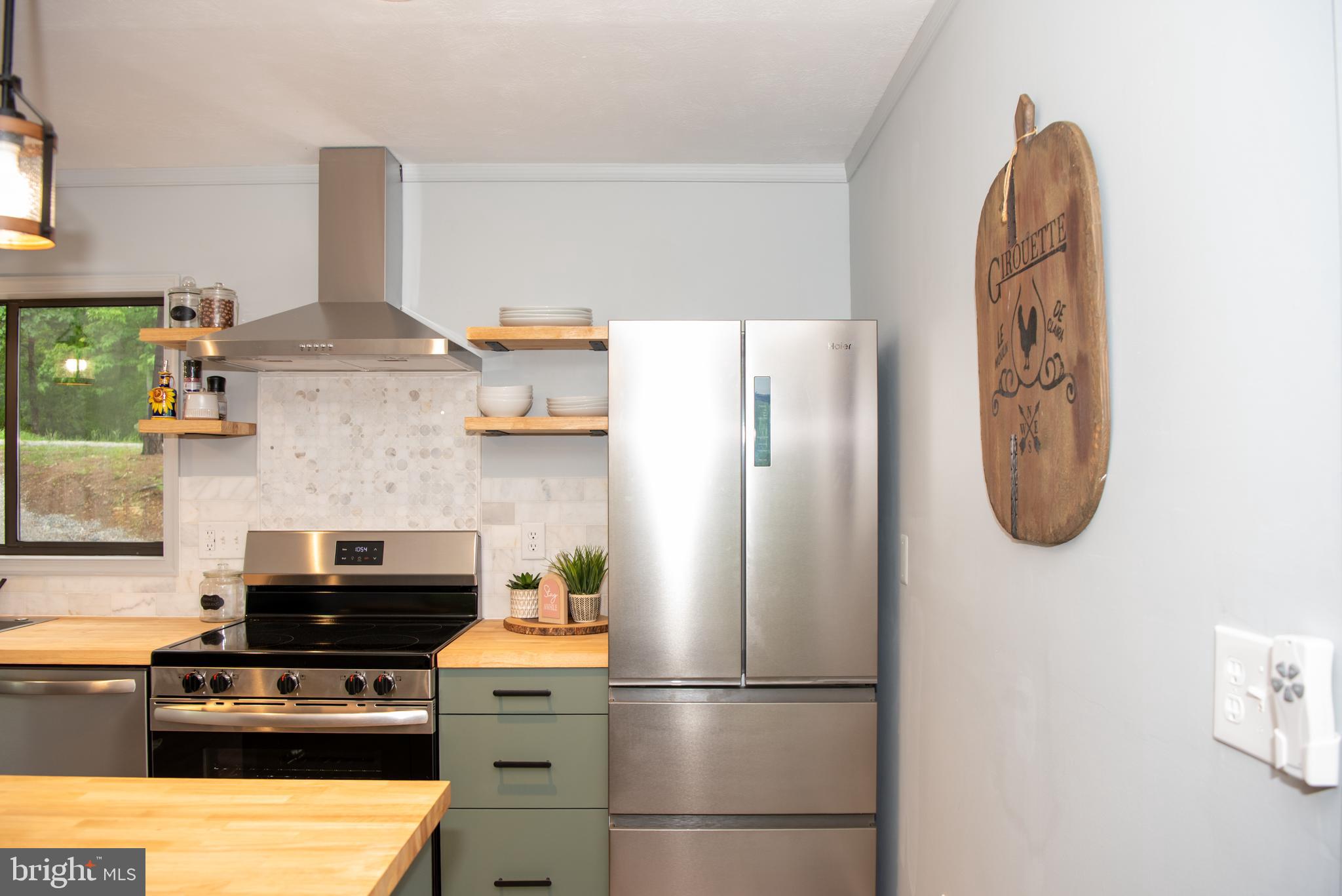 CABINS AT LOST RIVER - Residential