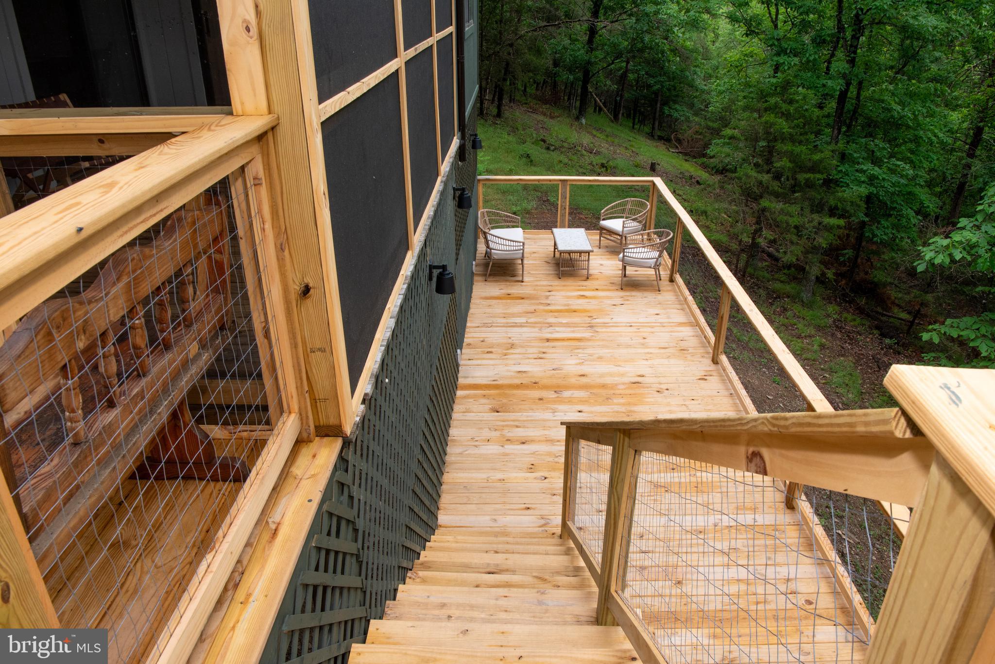 CABINS AT LOST RIVER - Residential