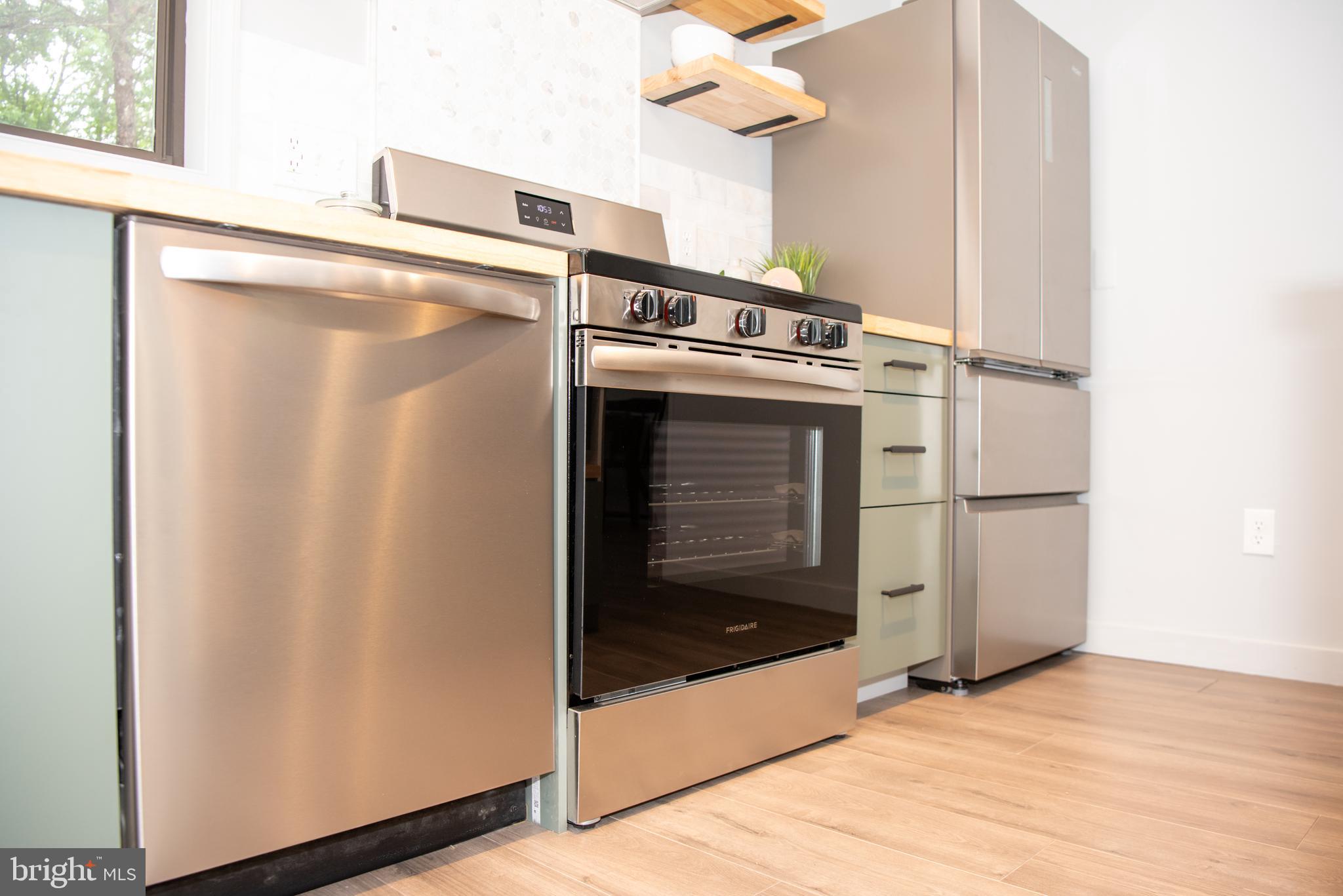 CABINS AT LOST RIVER - Residential