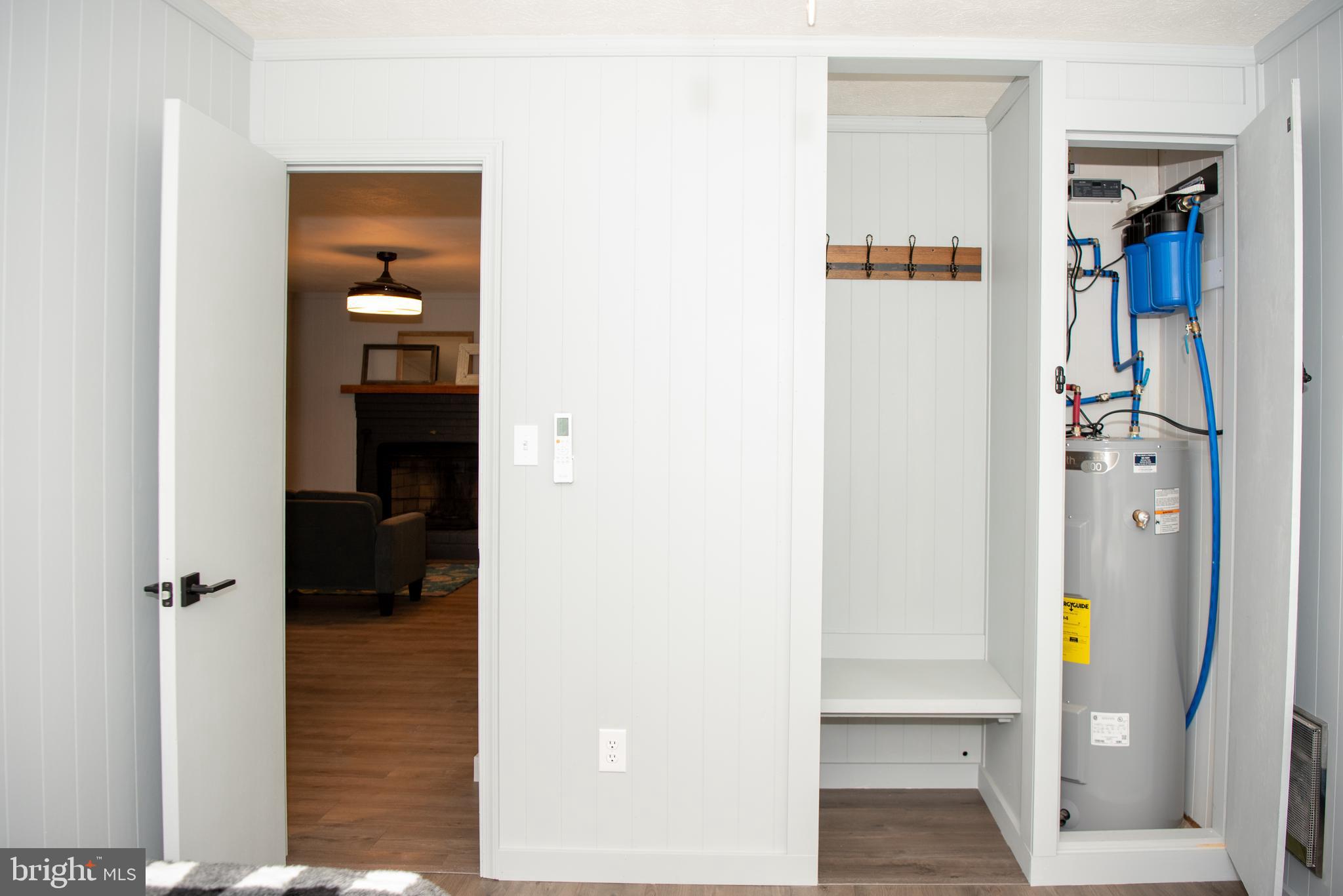 CABINS AT LOST RIVER - Residential