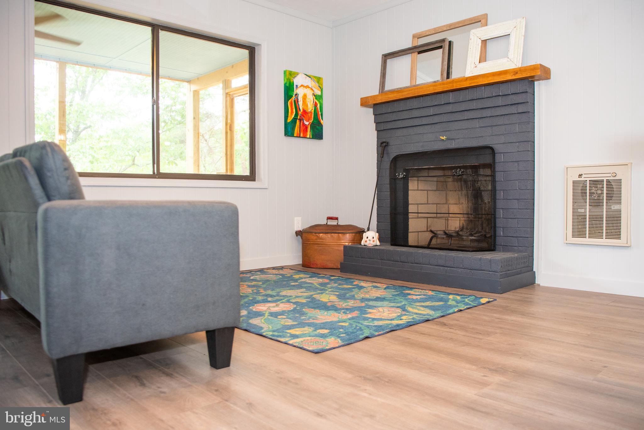 CABINS AT LOST RIVER - Residential