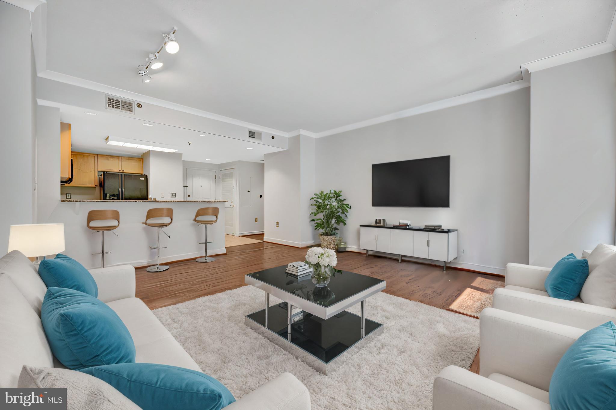 777 7TH STREET NW 821