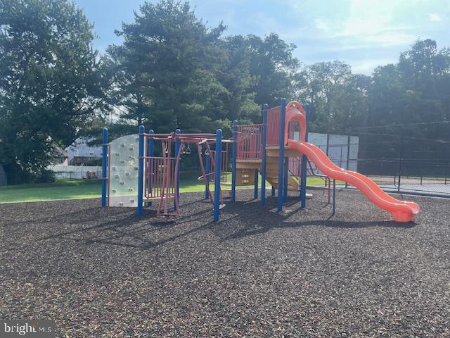 NORTH LINTHICUM - Residential