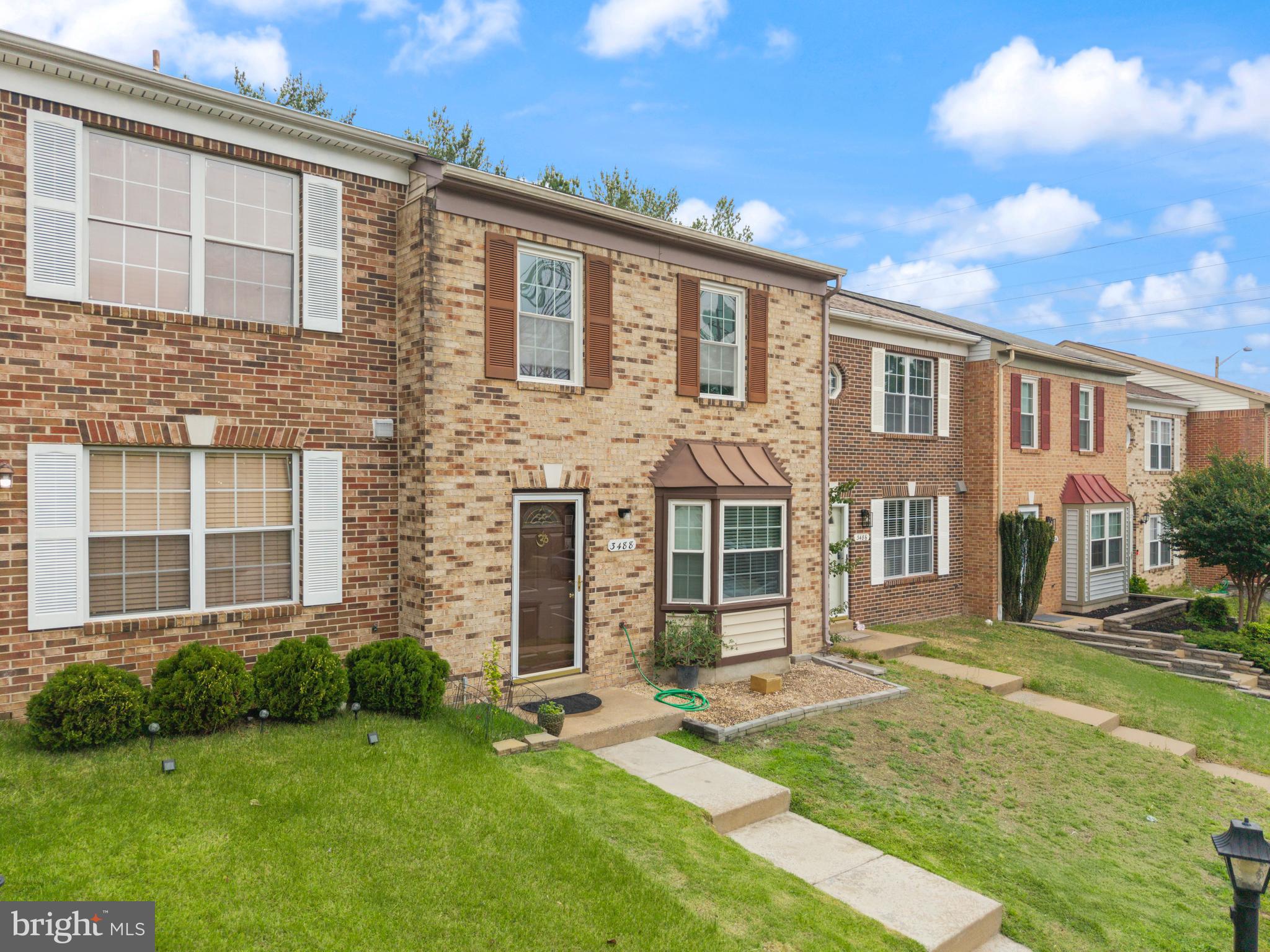3488 LEGERE COURT