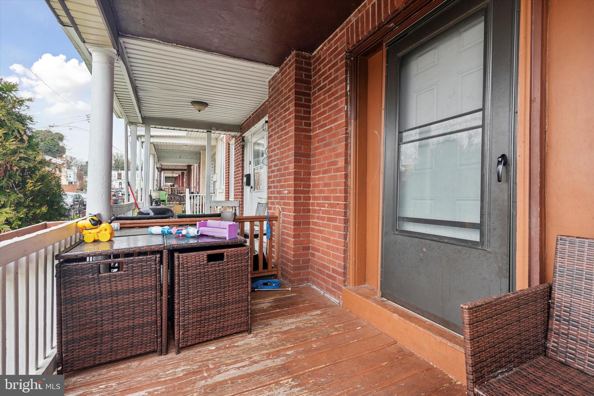 GERMANTOWN (EAST) - Residential