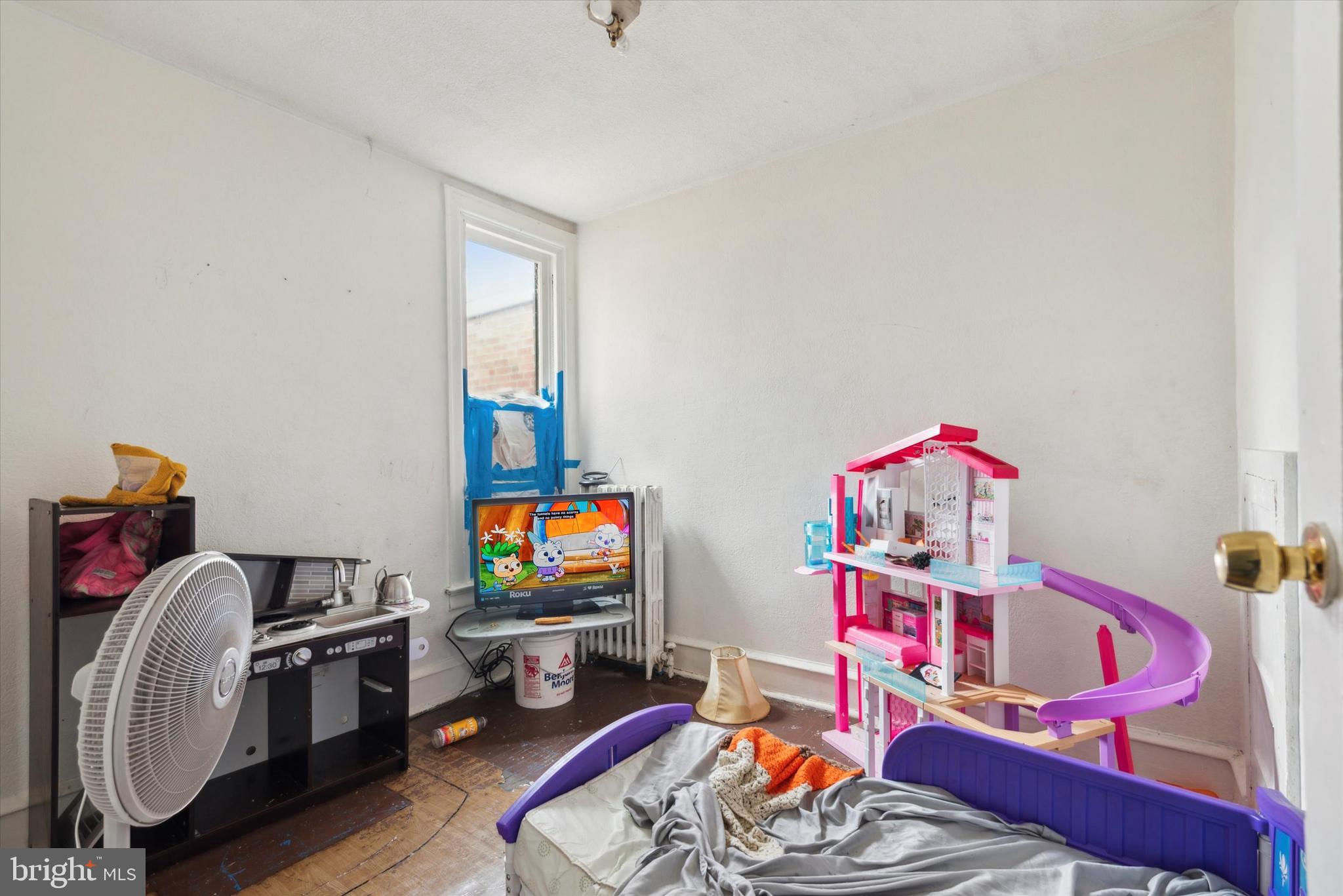 GERMANTOWN (EAST) - Residential