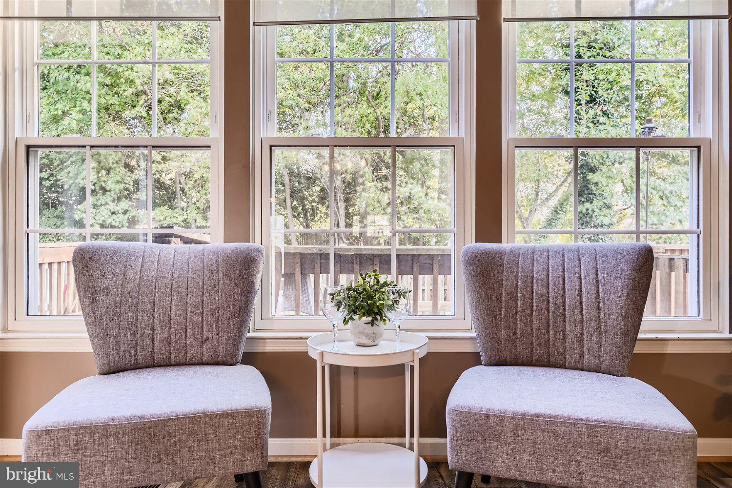 SENECA POINTE - Residential