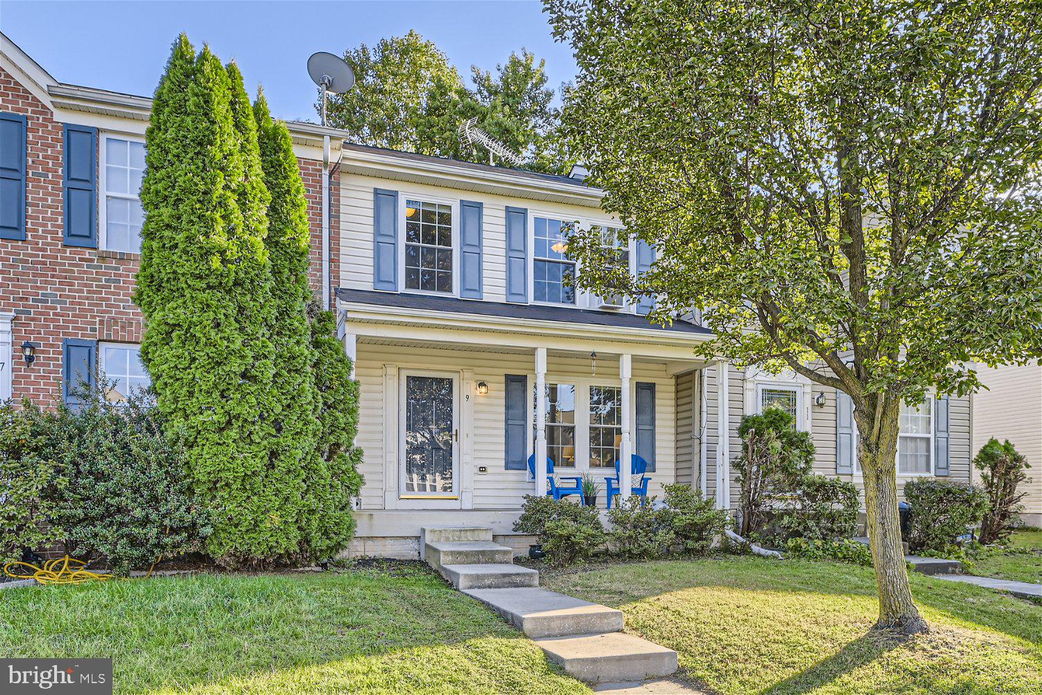 SENECA POINTE - Residential