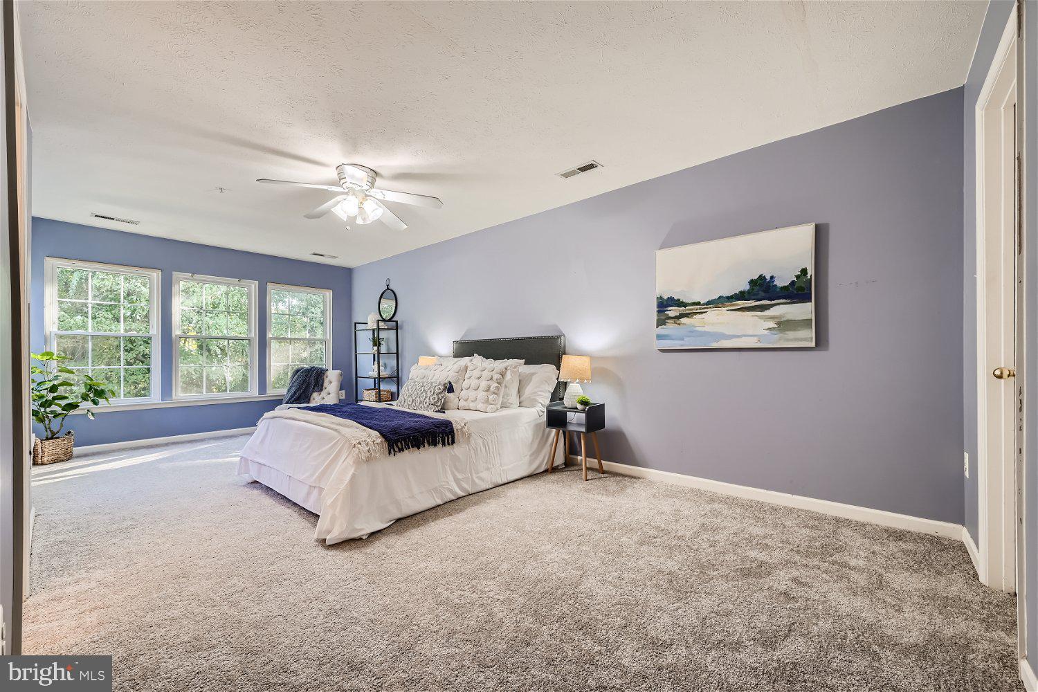 SENECA POINTE - Residential