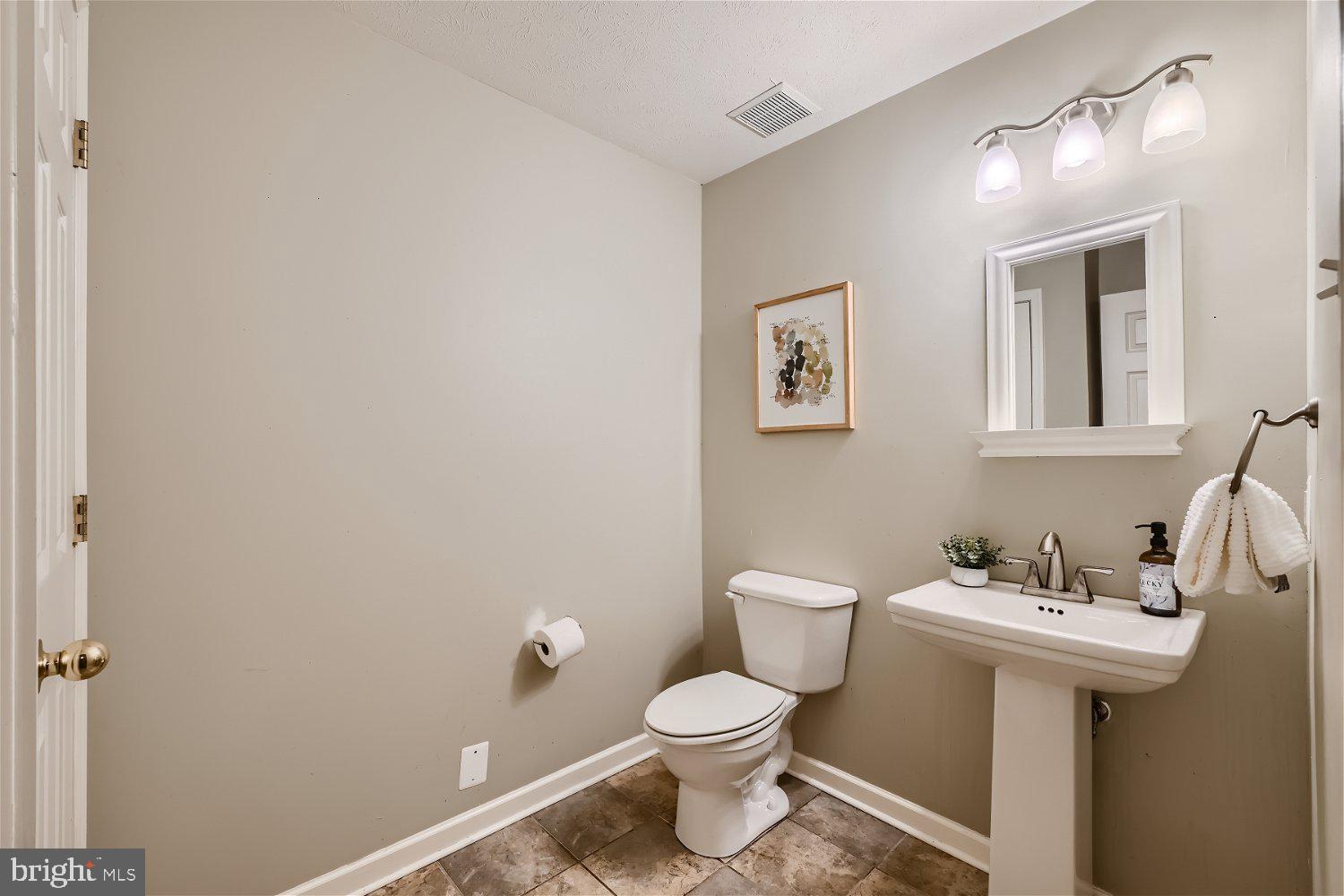 SENECA POINTE - Residential