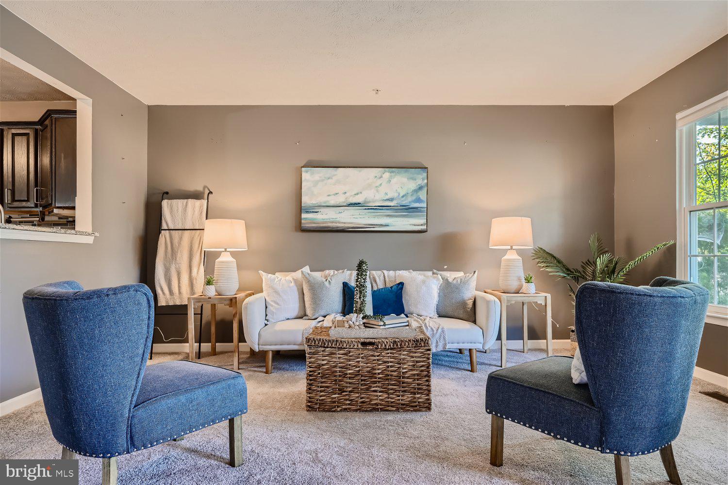 SENECA POINTE - Residential