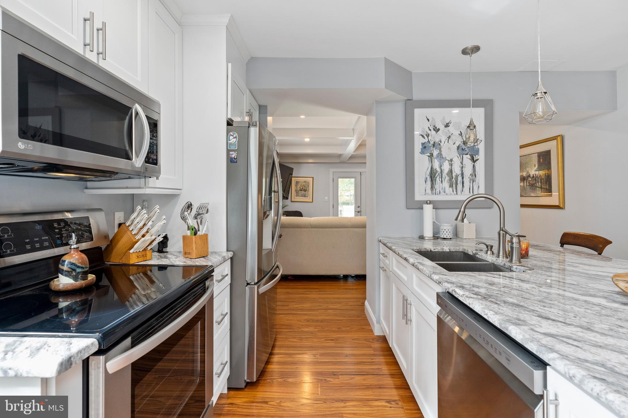 FORESTVIEW - Residential