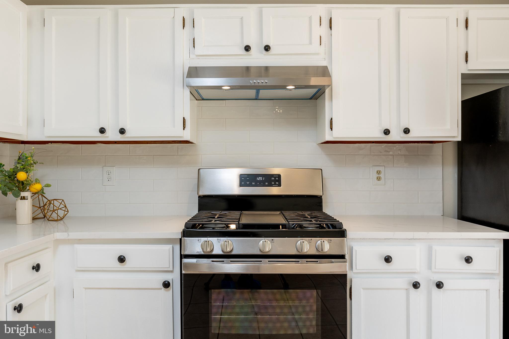 HAYFIELD VIEW - Residential Lease