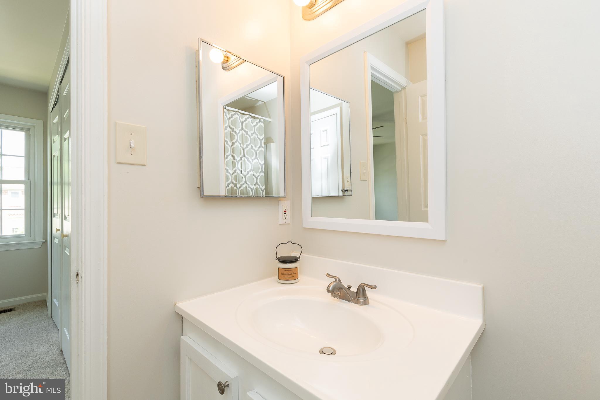 HAYFIELD VIEW - Residential Lease