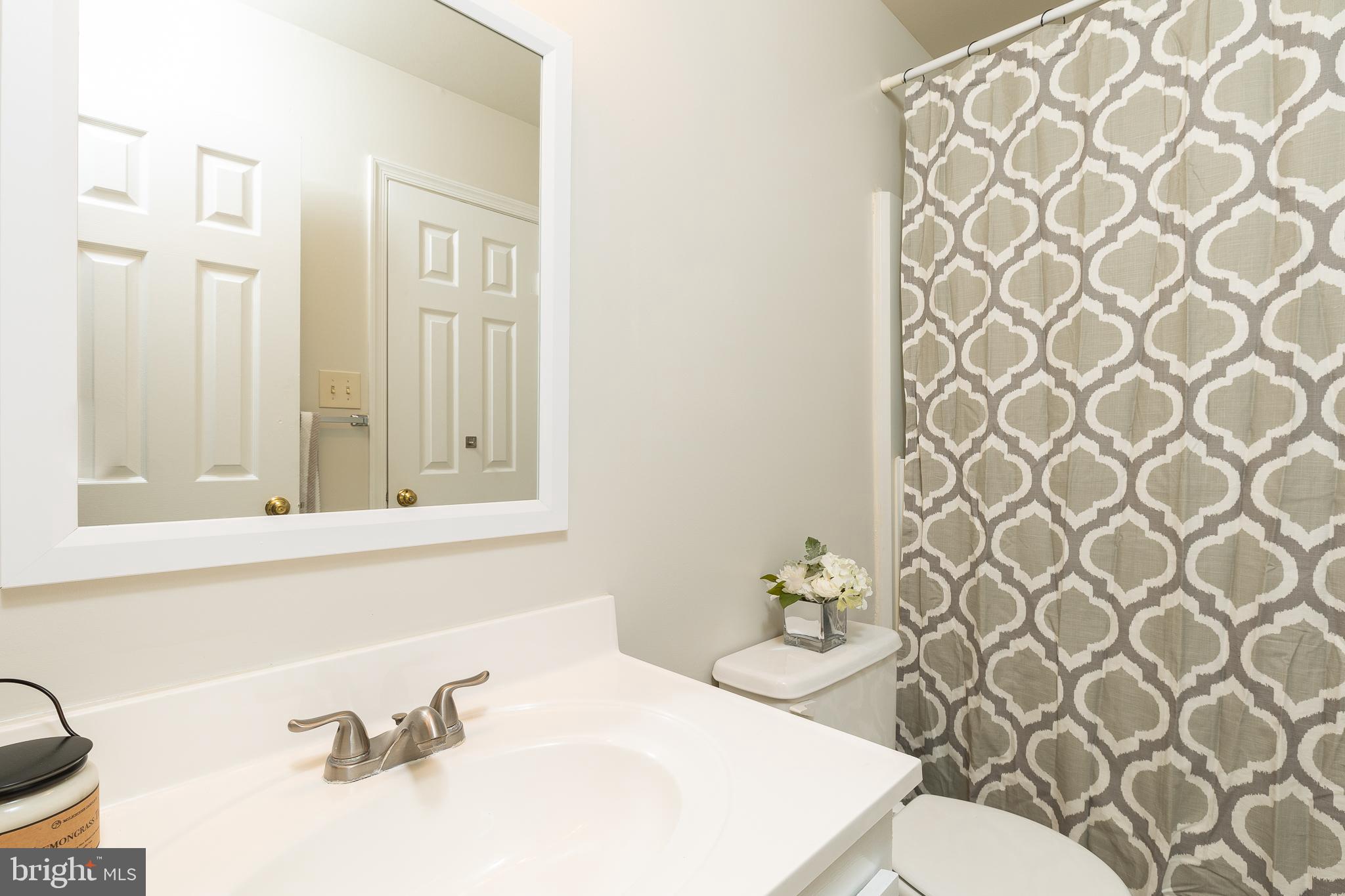 HAYFIELD VIEW - Residential Lease