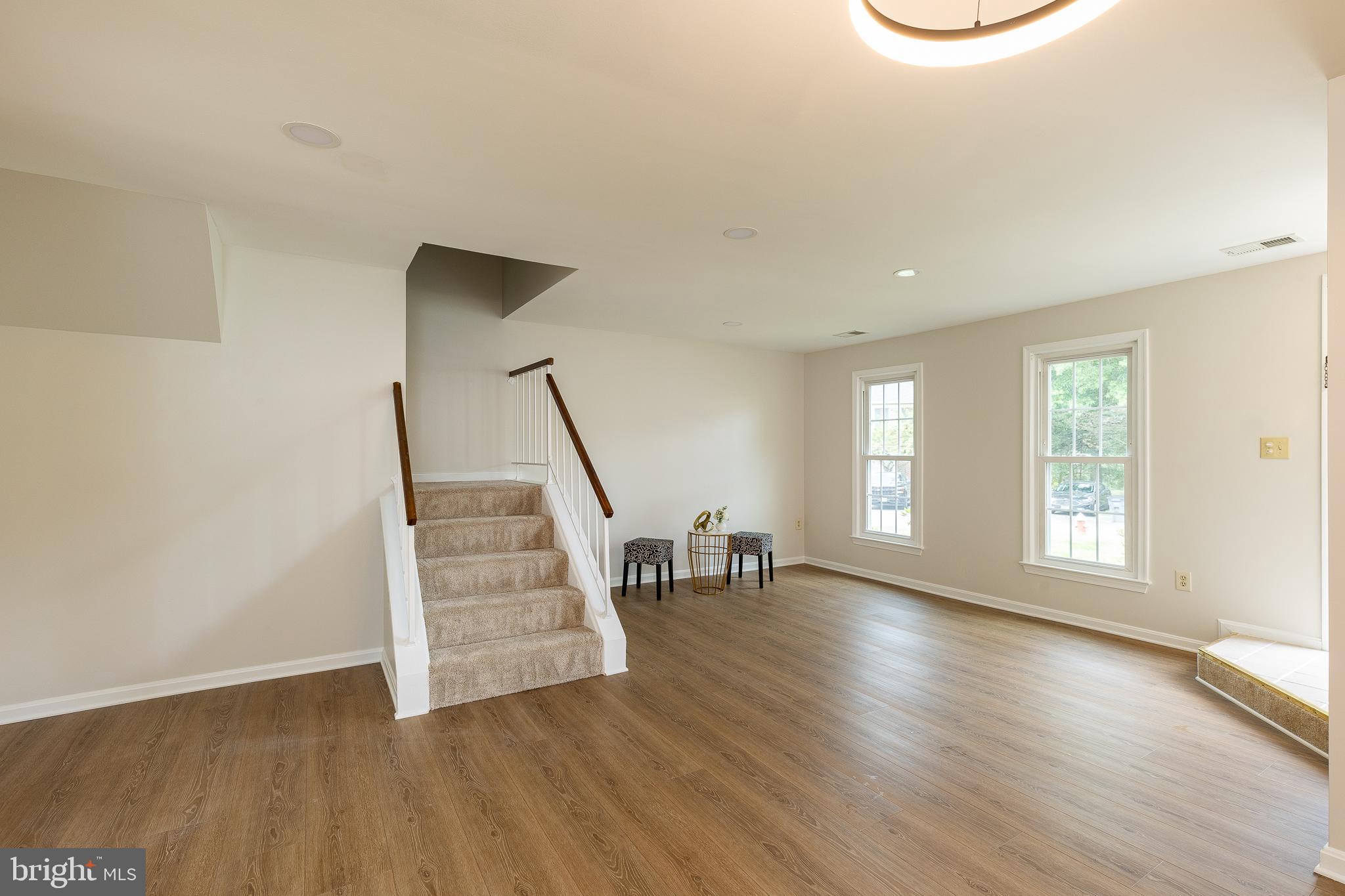 HAYFIELD VIEW - Residential Lease