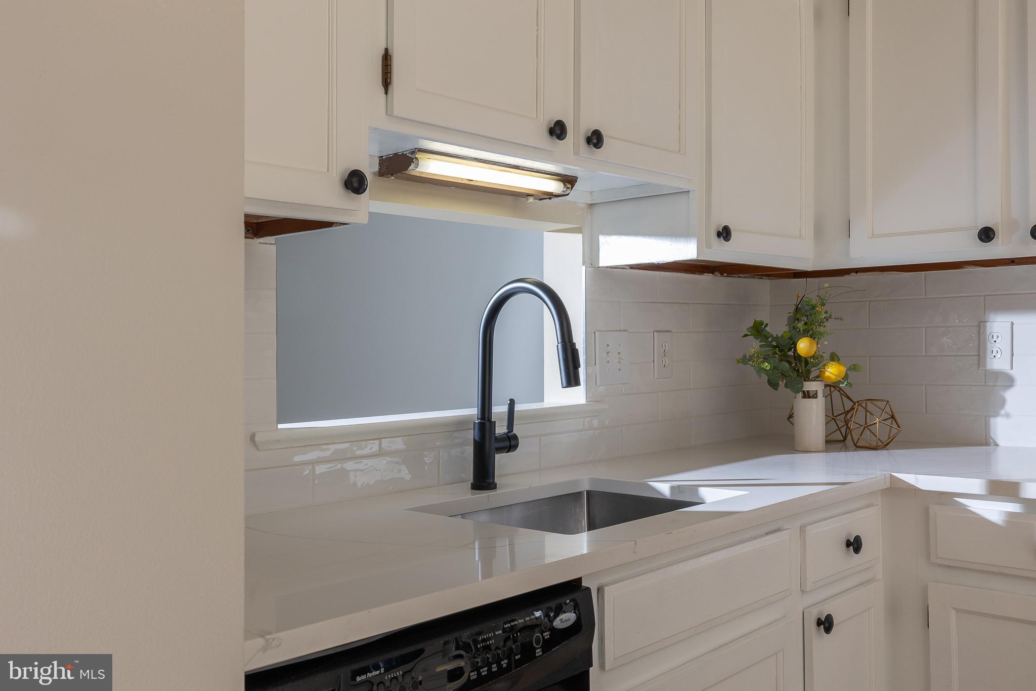 HAYFIELD VIEW - Residential Lease