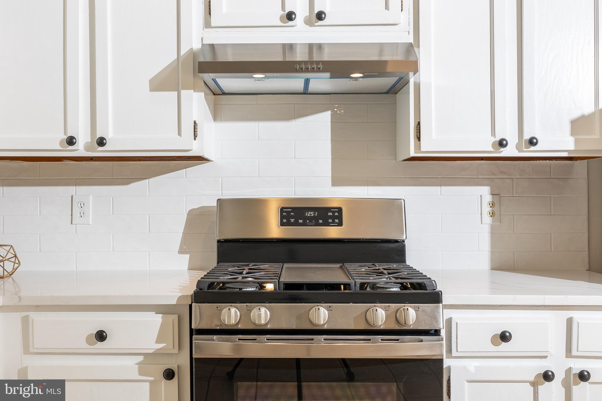 HAYFIELD VIEW - Residential Lease