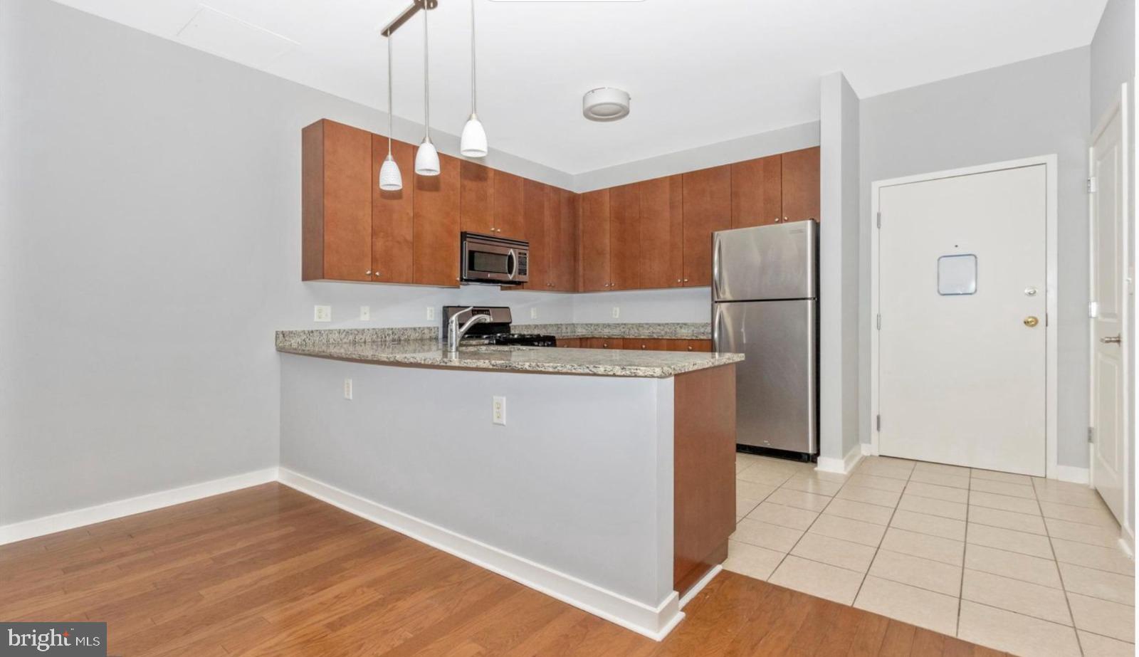 CHARLES VILLAGE - Residential Lease