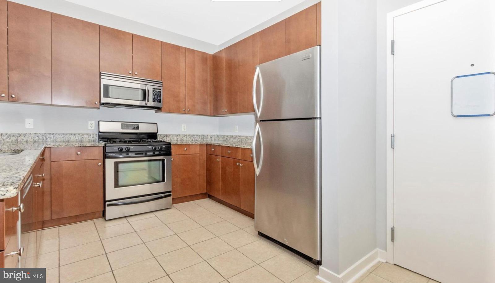 CHARLES VILLAGE - Residential Lease