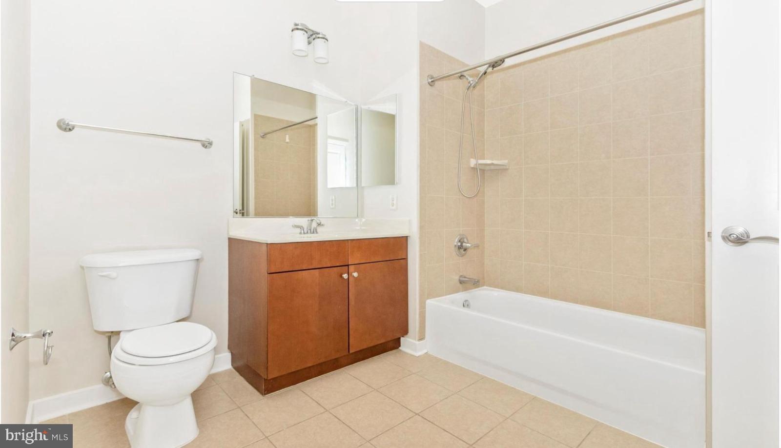 CHARLES VILLAGE - Residential Lease