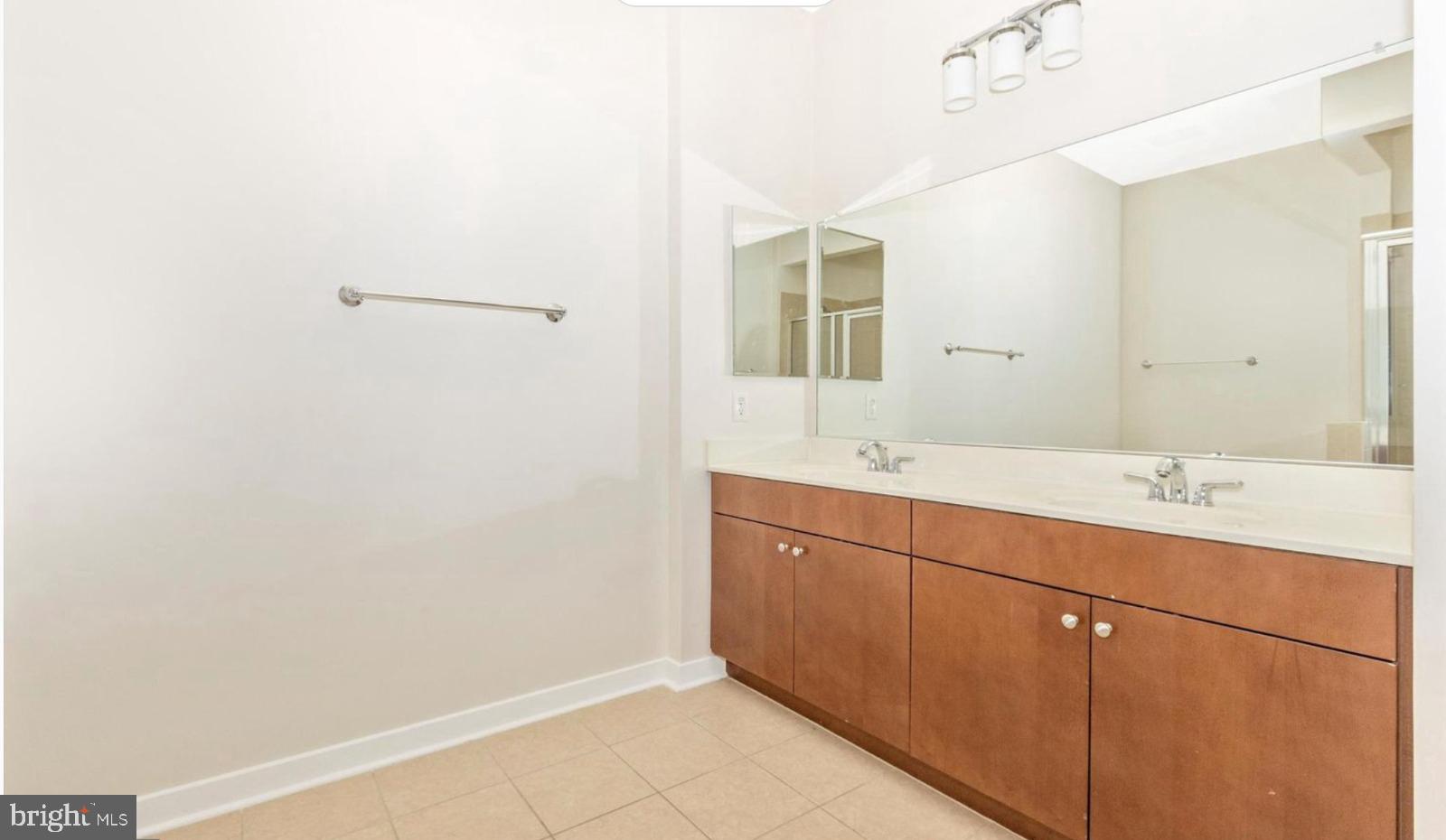 CHARLES VILLAGE - Residential Lease
