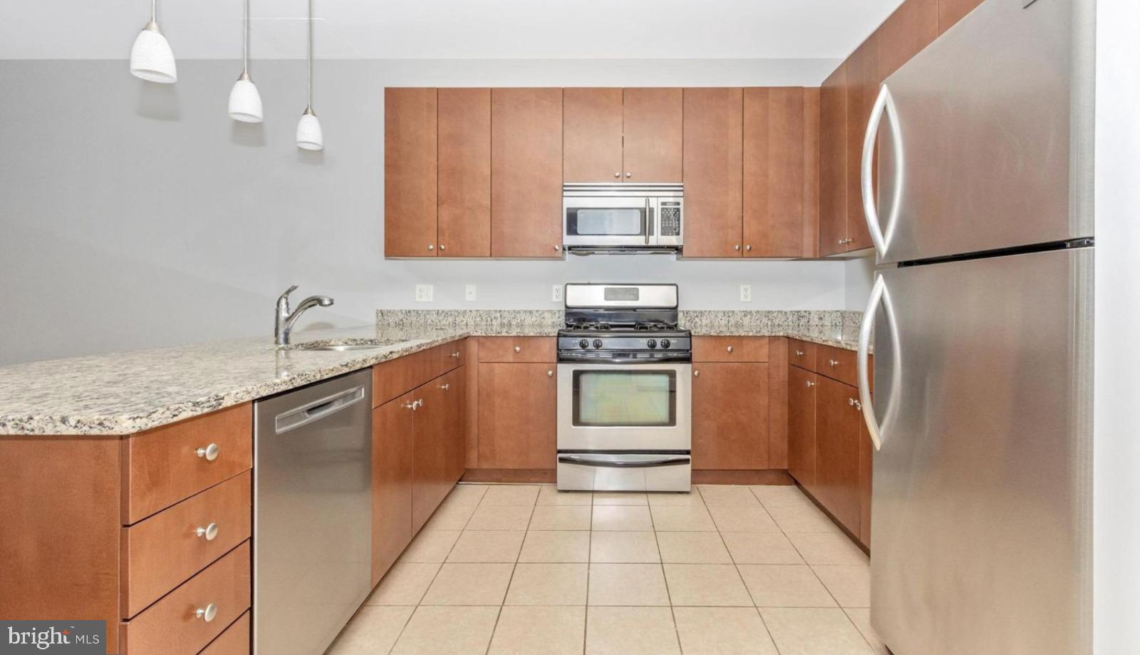 CHARLES VILLAGE - Residential Lease