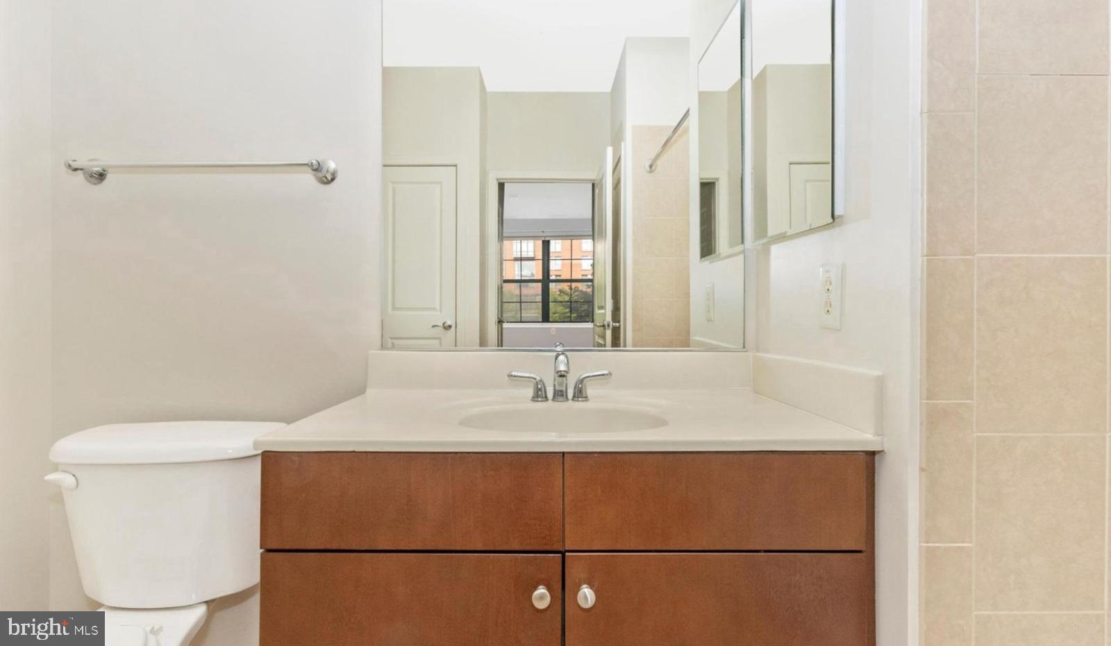 CHARLES VILLAGE - Residential Lease