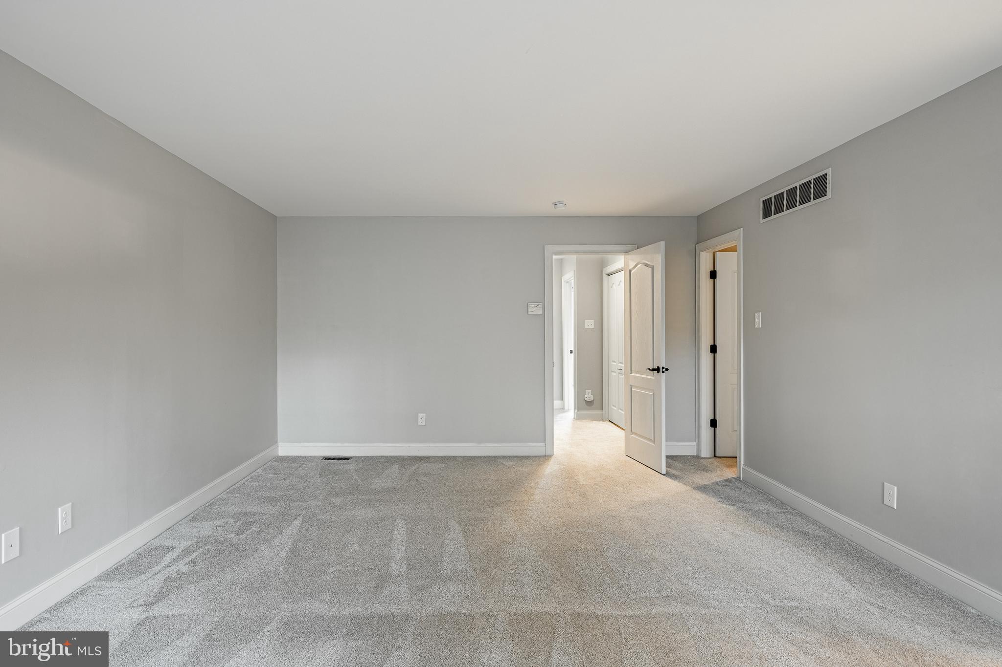 LONGWOOD VILLAGE - Residential