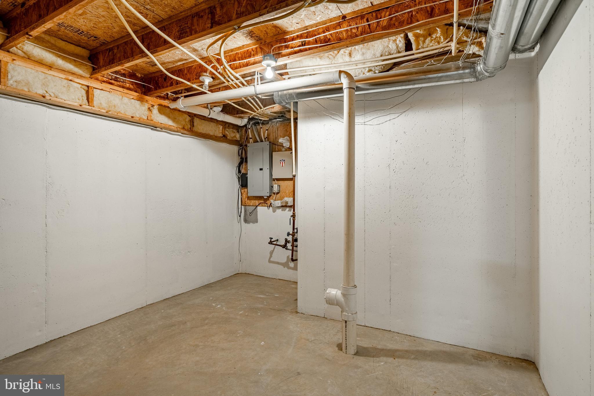 LONGWOOD VILLAGE - Residential