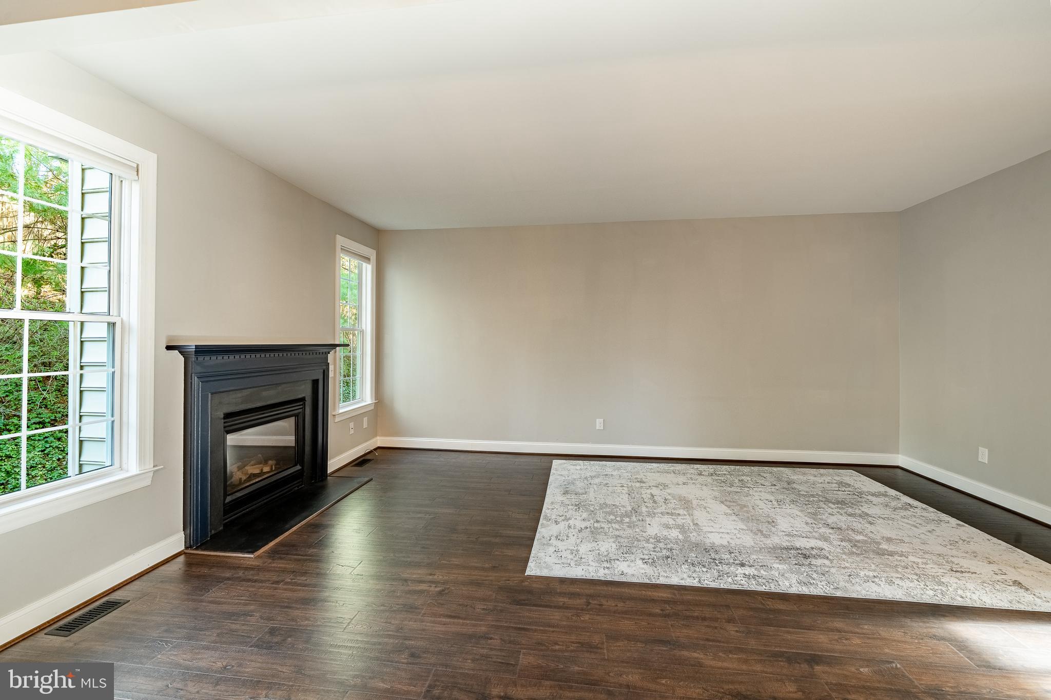 LONGWOOD VILLAGE - Residential