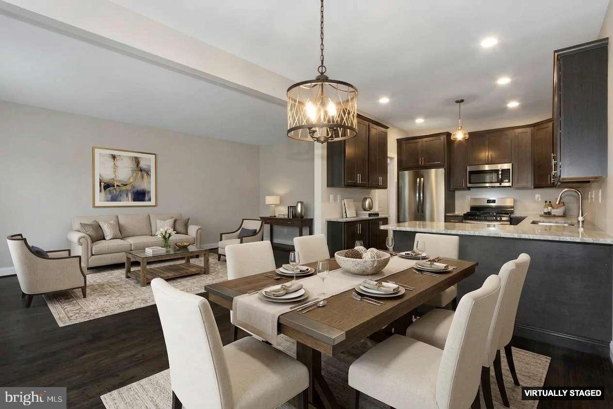 LONGWOOD VILLAGE - Residential