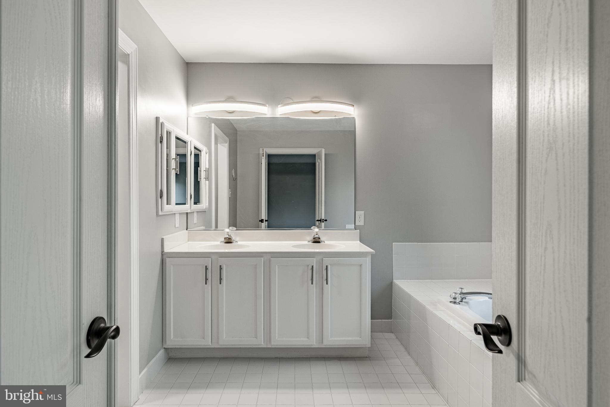 LONGWOOD VILLAGE - Residential