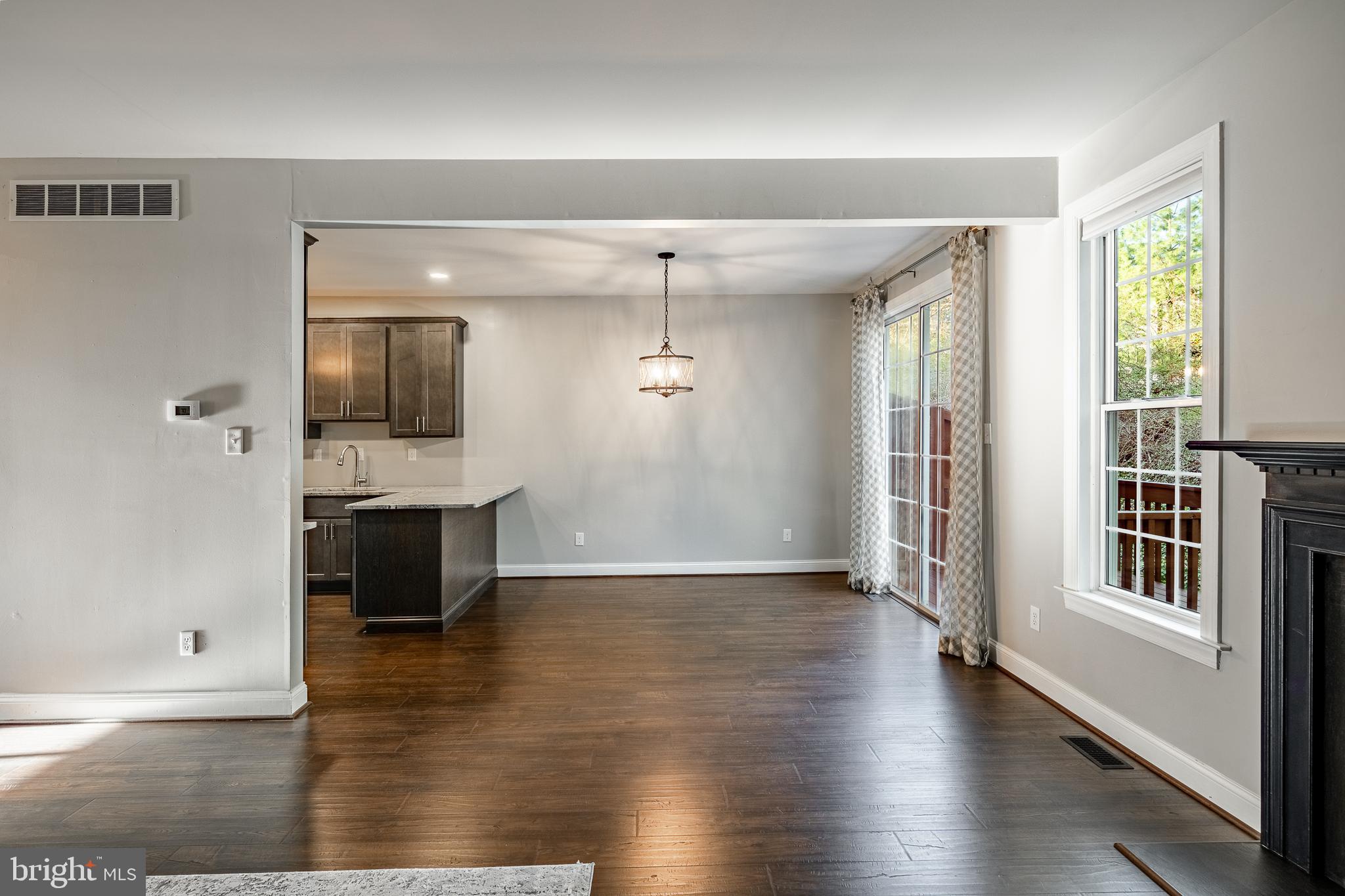 LONGWOOD VILLAGE - Residential