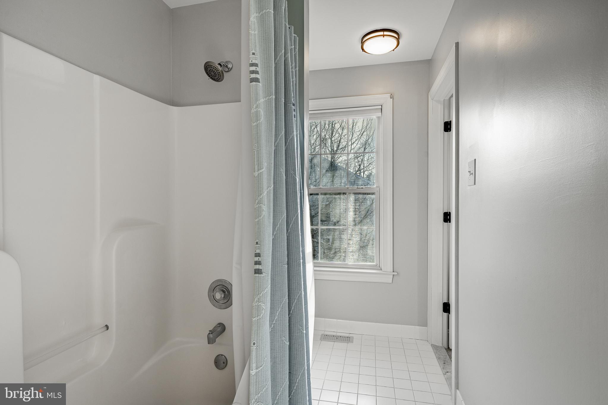 LONGWOOD VILLAGE - Residential