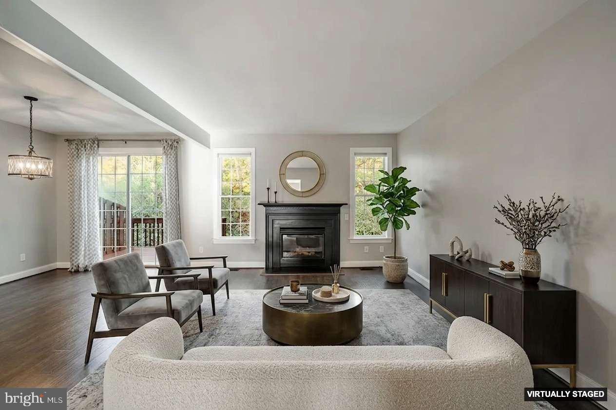 LONGWOOD VILLAGE - Residential