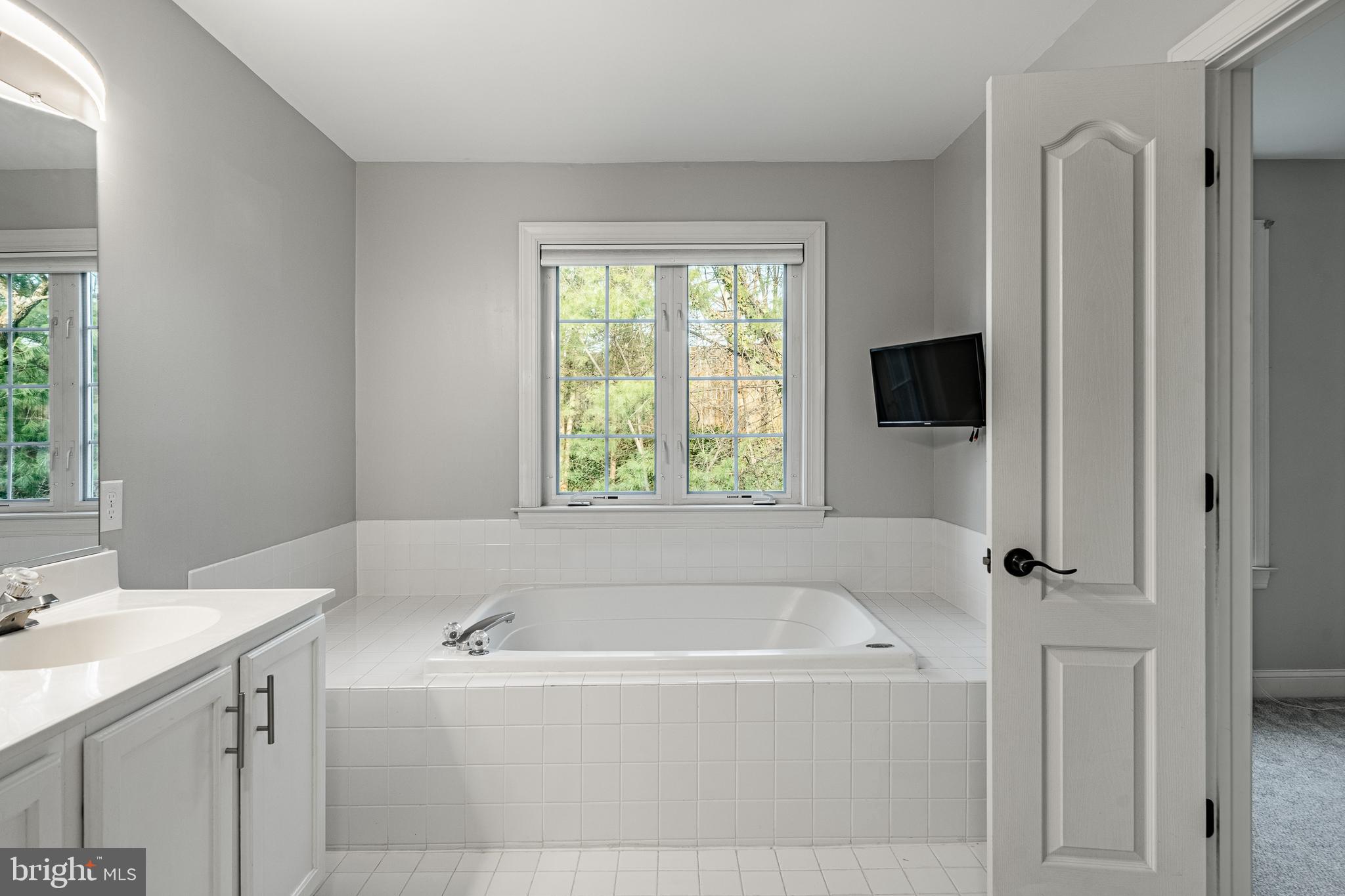 LONGWOOD VILLAGE - Residential