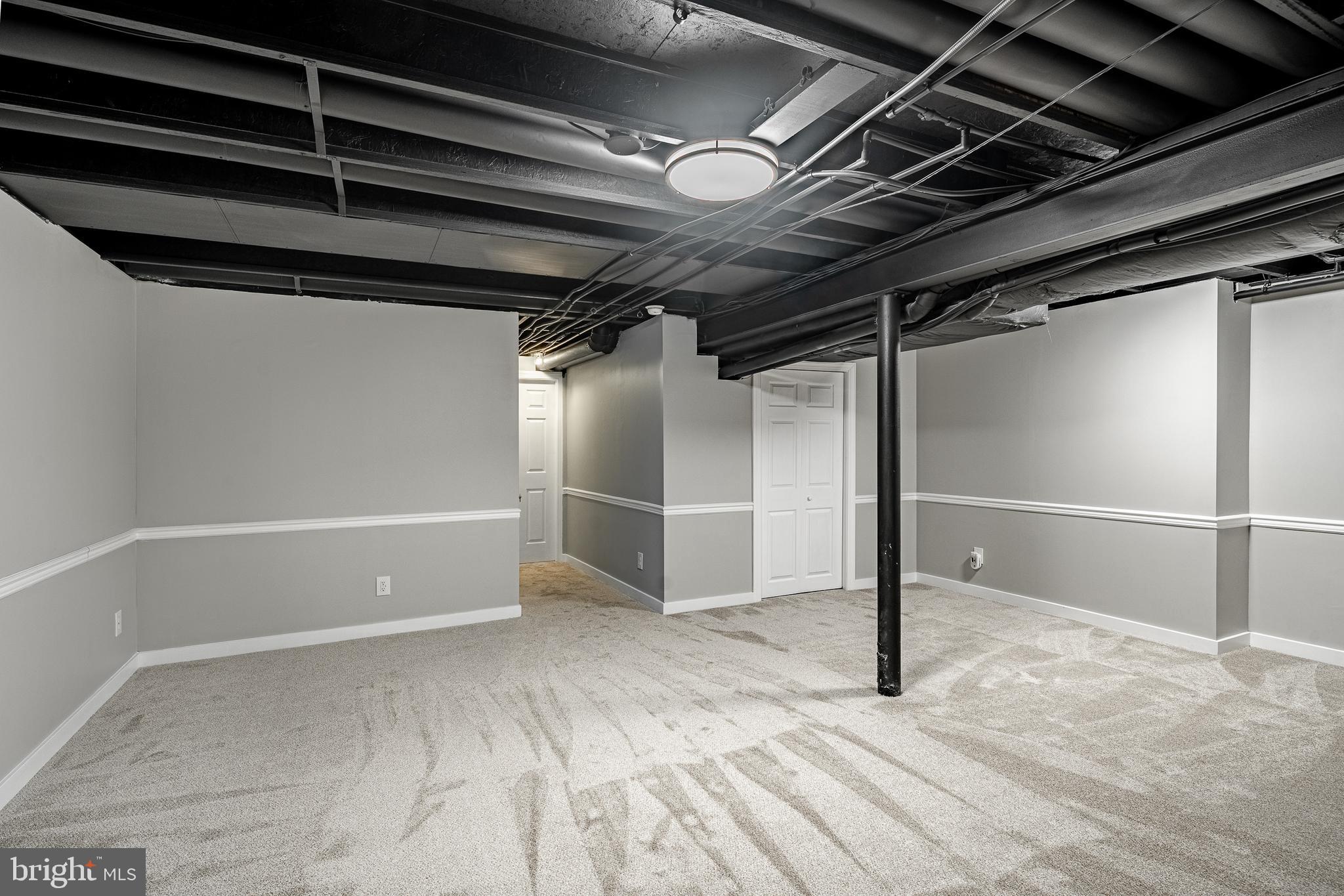 LONGWOOD VILLAGE - Residential