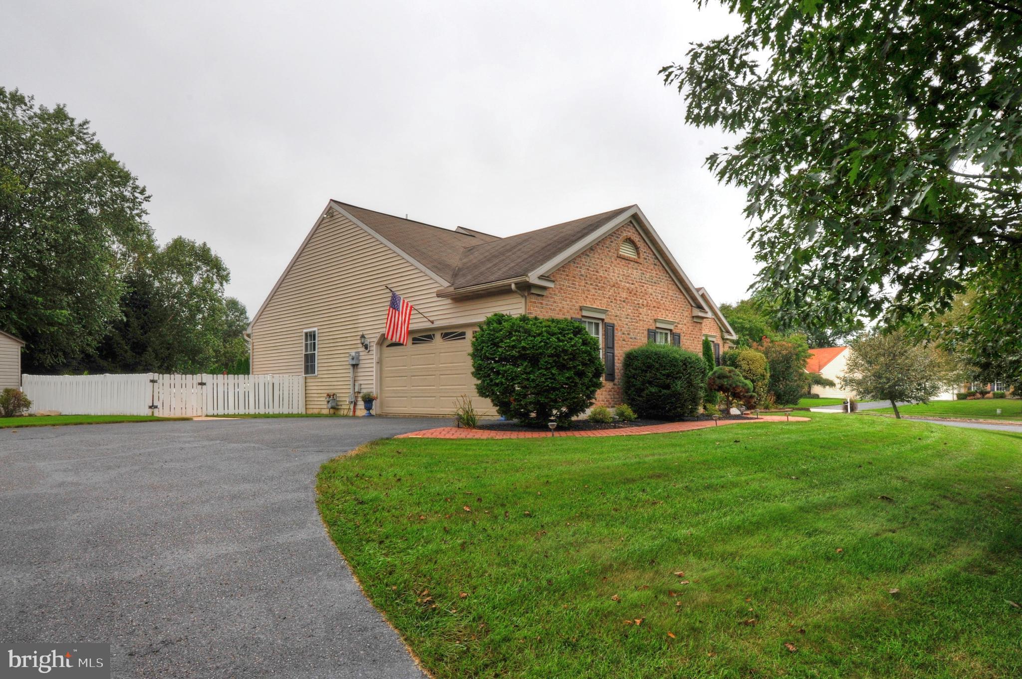 LINFIELD FARMS - Residential