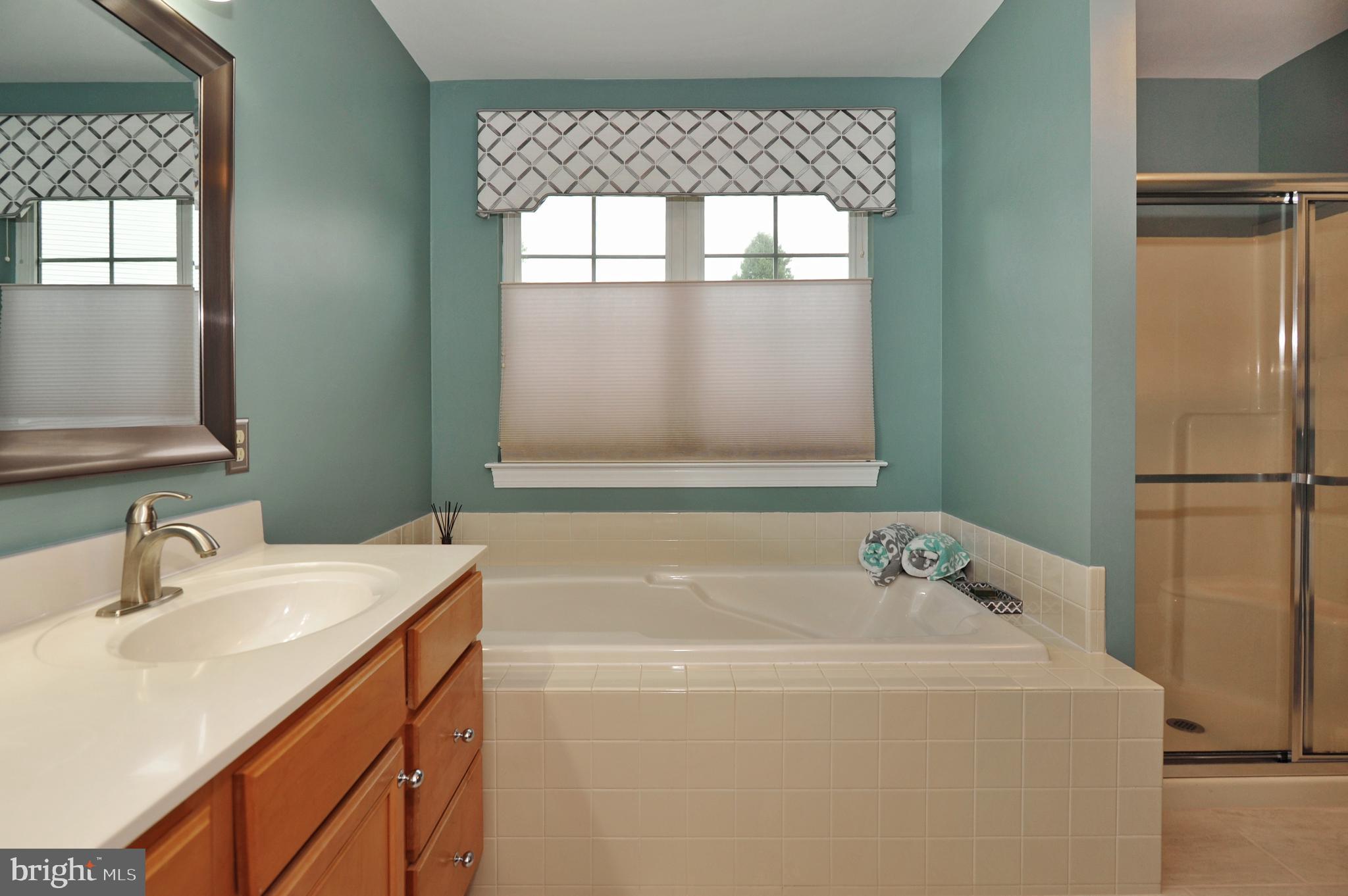 LINFIELD FARMS - Residential