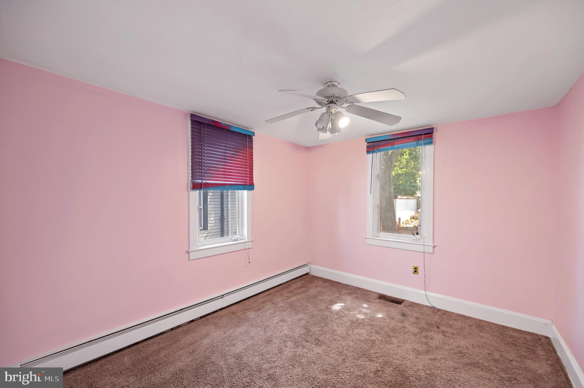 MANOR PARK - Residential