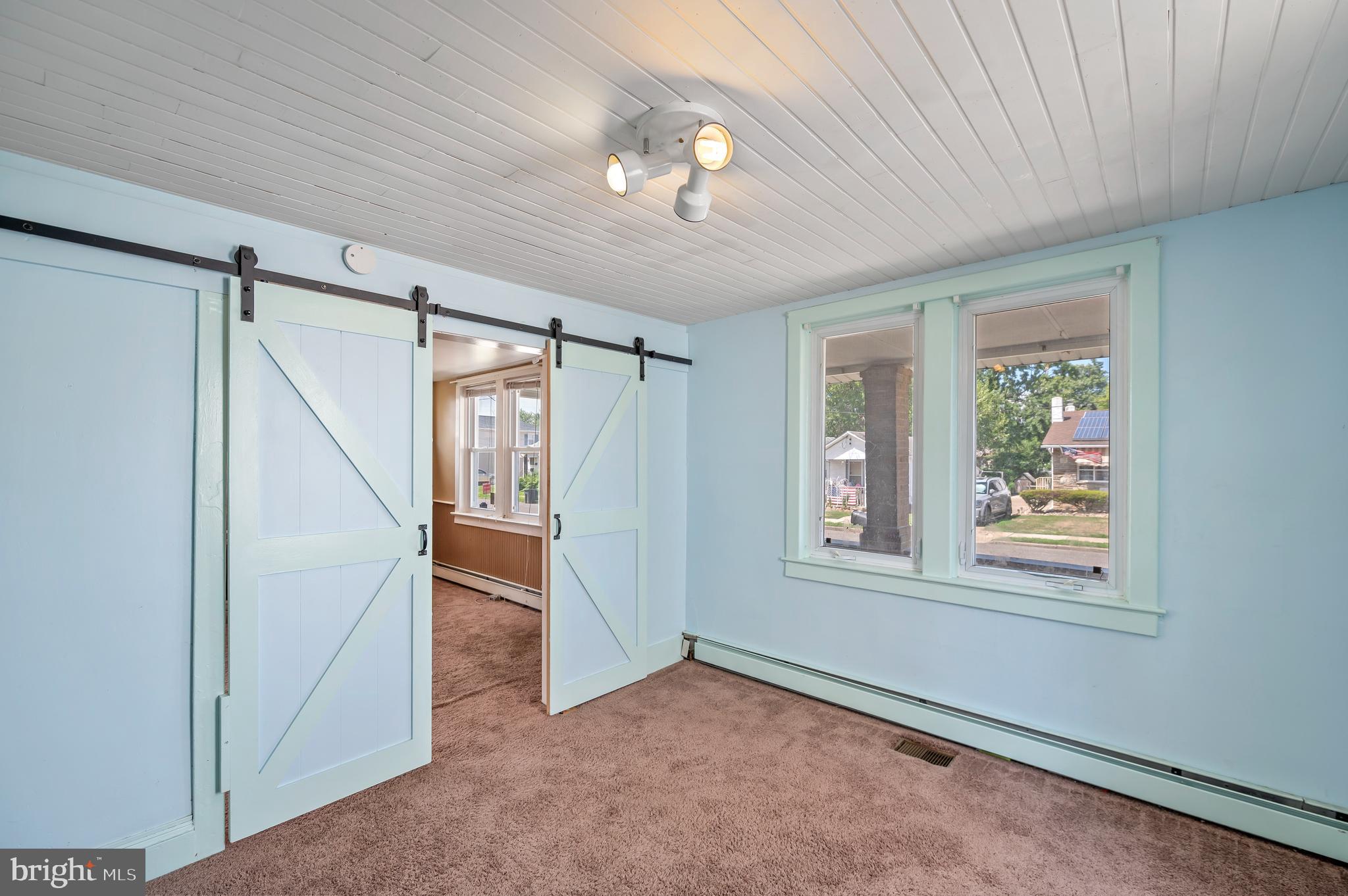 MANOR PARK - Residential