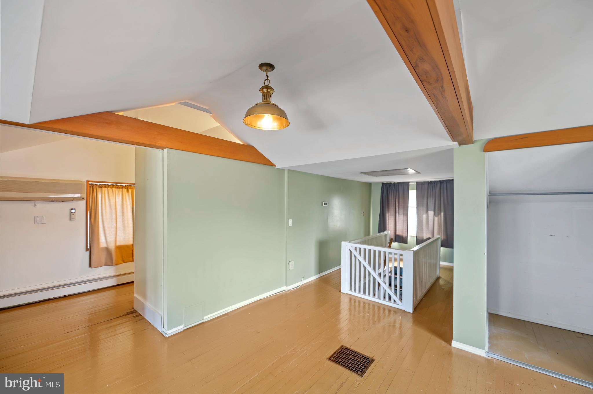 MANOR PARK - Residential