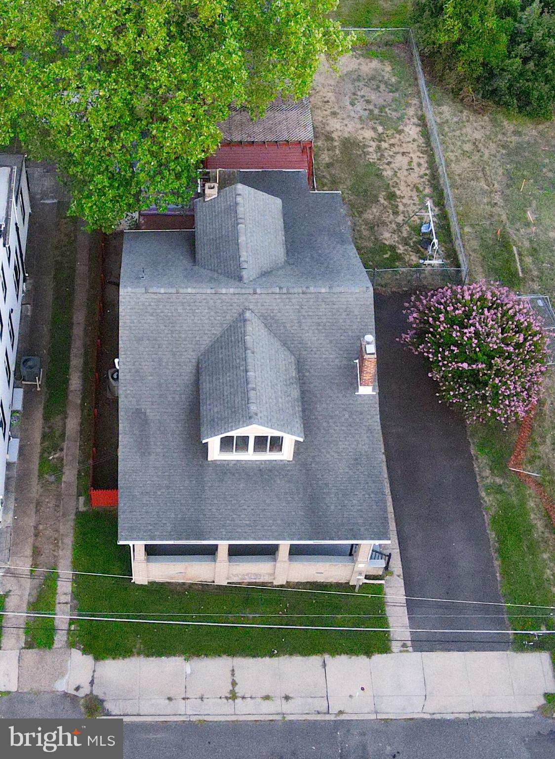 MANOR PARK - Residential