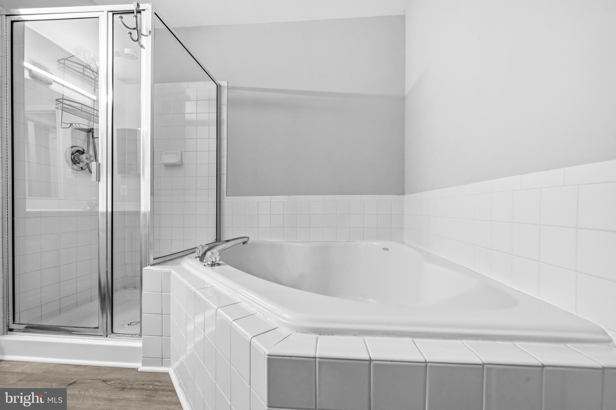 BROADLANDS - Residential